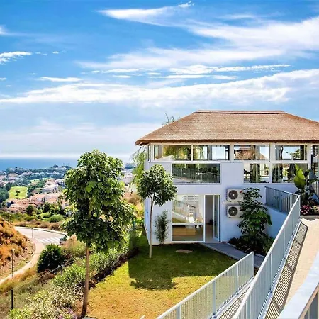 Bohemian-chic Hideaway With Sun-drenched Terrace * La Cala De Mijas