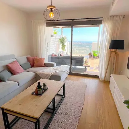 Bohemian-chic Hideaway With Sun-drenched Terrace Apartment La Cala De Mijas
